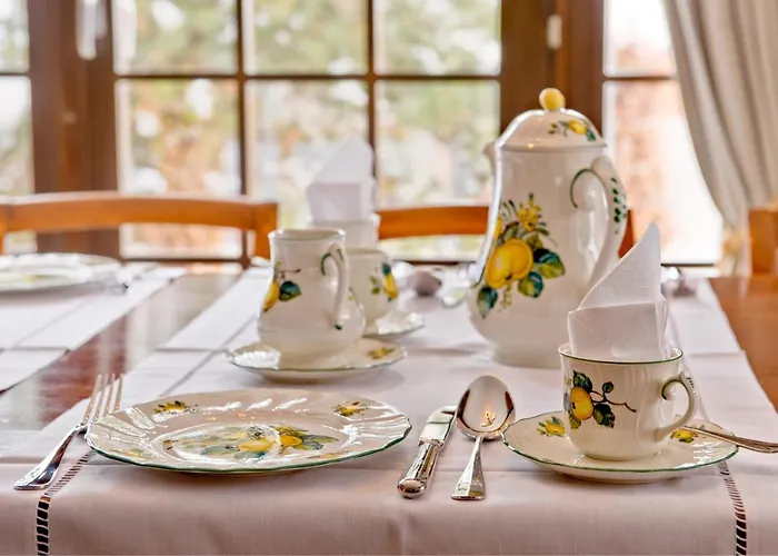 シャレー Zen Zermatt, 100m From Lift And Piste ツェルマット